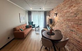 APARTAMENT z widokiem na stadion Styl Industrialny Jedyny taki CHECK IN 24 H